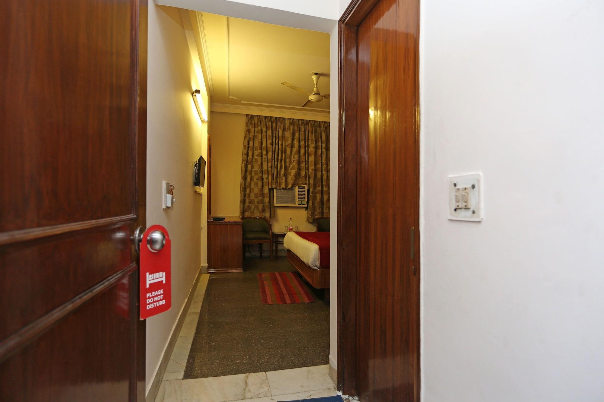 O Gold Palace Hotel Nova Deli