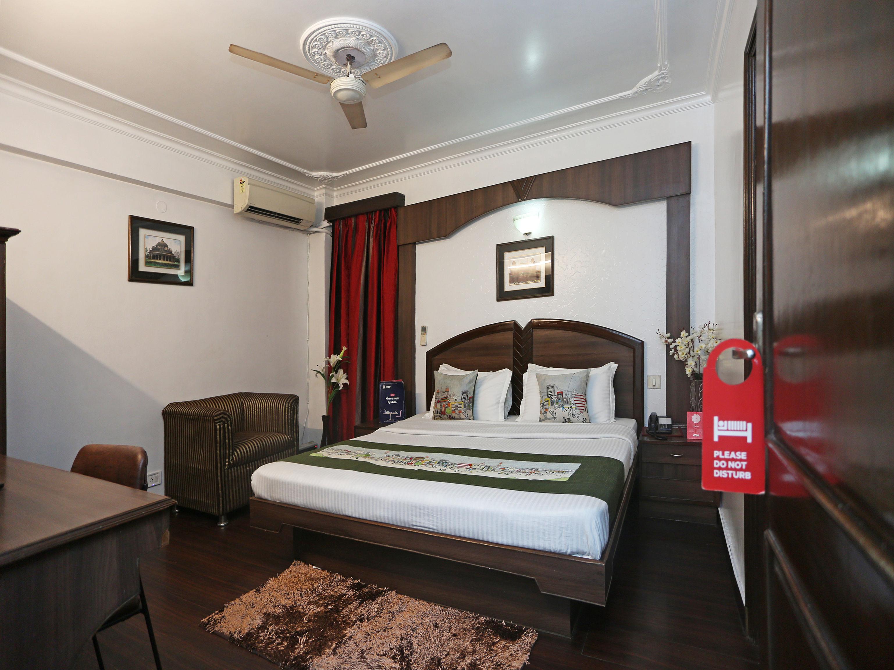 Fabexpress Welcome Palace Near Railway Station Hotel 3*
