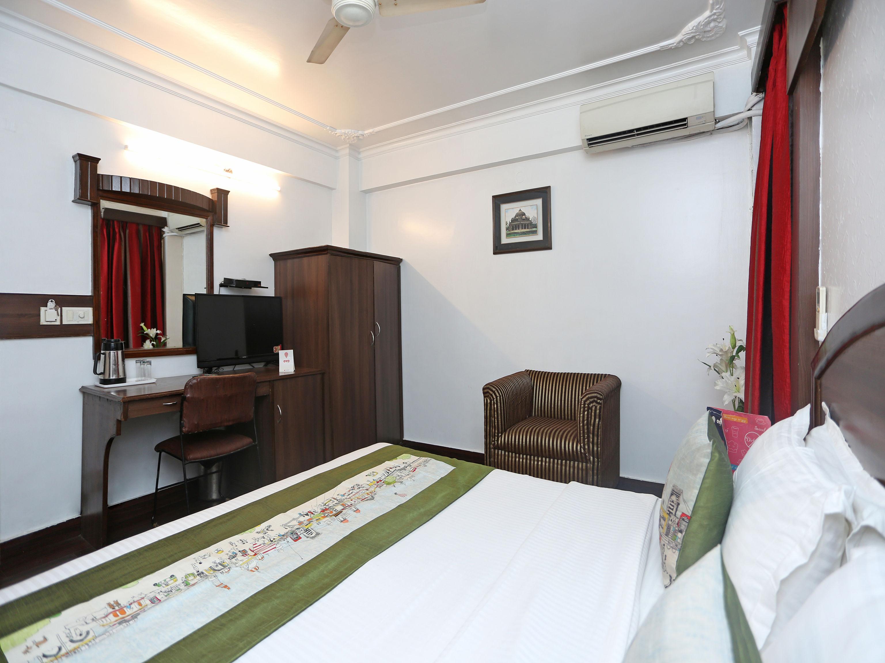 Hotel Fabexpress Welcome Palace Near Railway Station