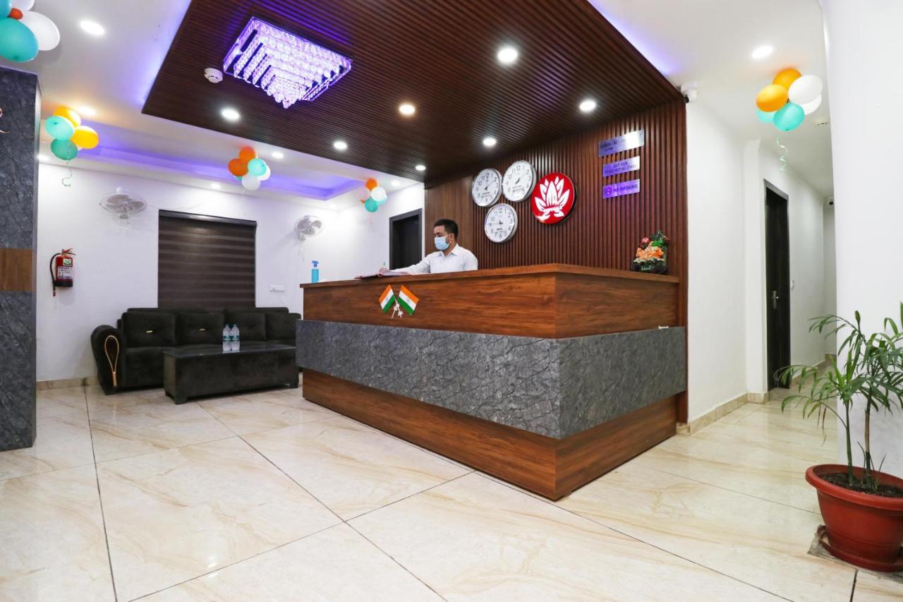 Hotel Airport Shivaka 3*