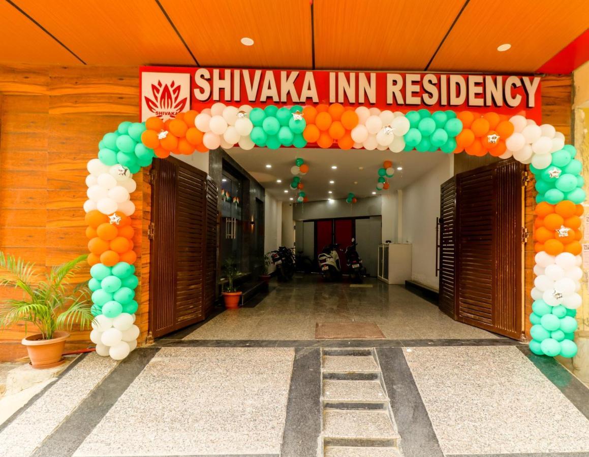 Airport Shivaka Hotel Nova Deli