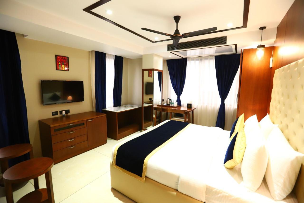 Hotel Sanca International In Patel Nagar Delhi 3*