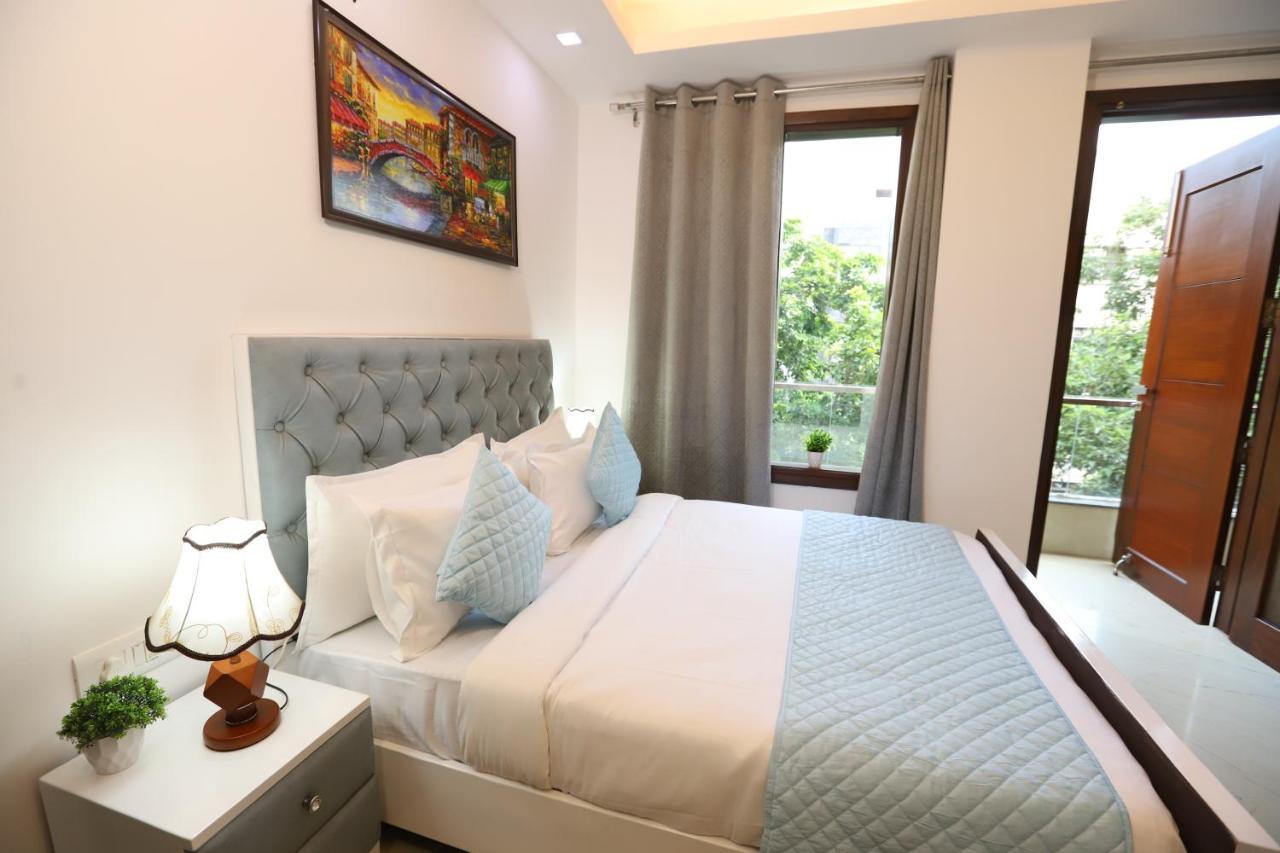 Nature View Park Metro Couple Friendly Hotel New Delhi