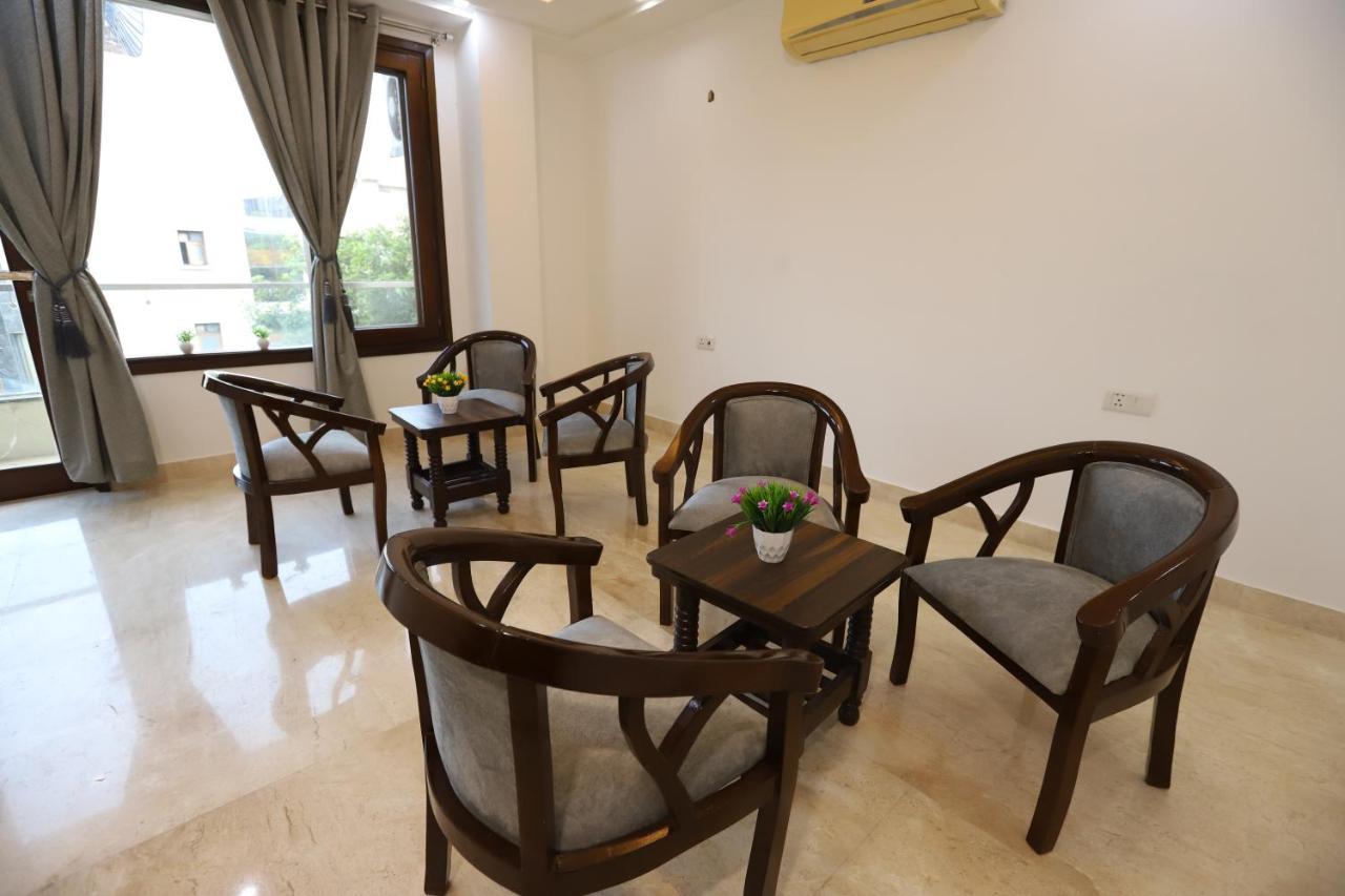 Hotel Nature View Park Metro Couple Friendly New Delhi