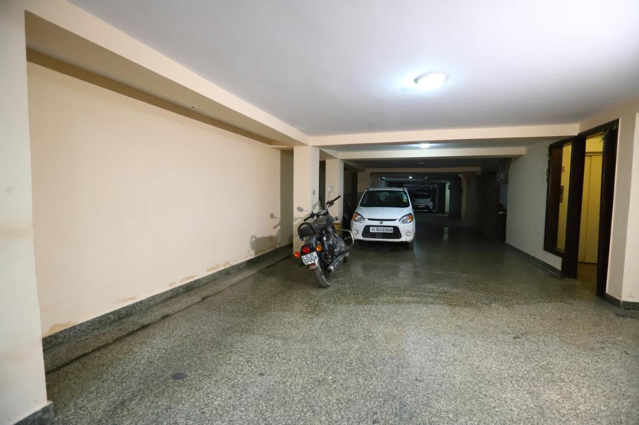 Nature View Park Metro Couple Friendly 3* New Delhi