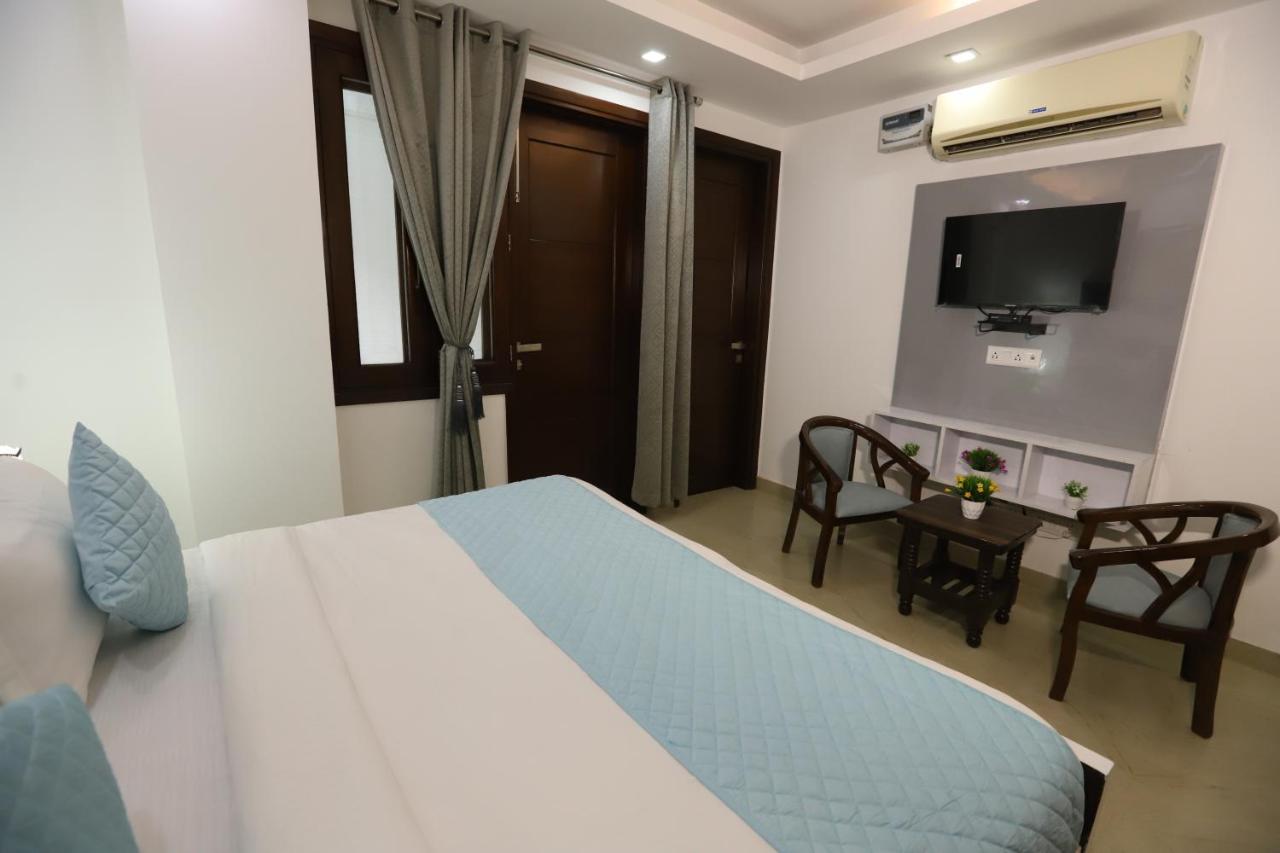Nature View Park Metro Couple Friendly Hotel 3*