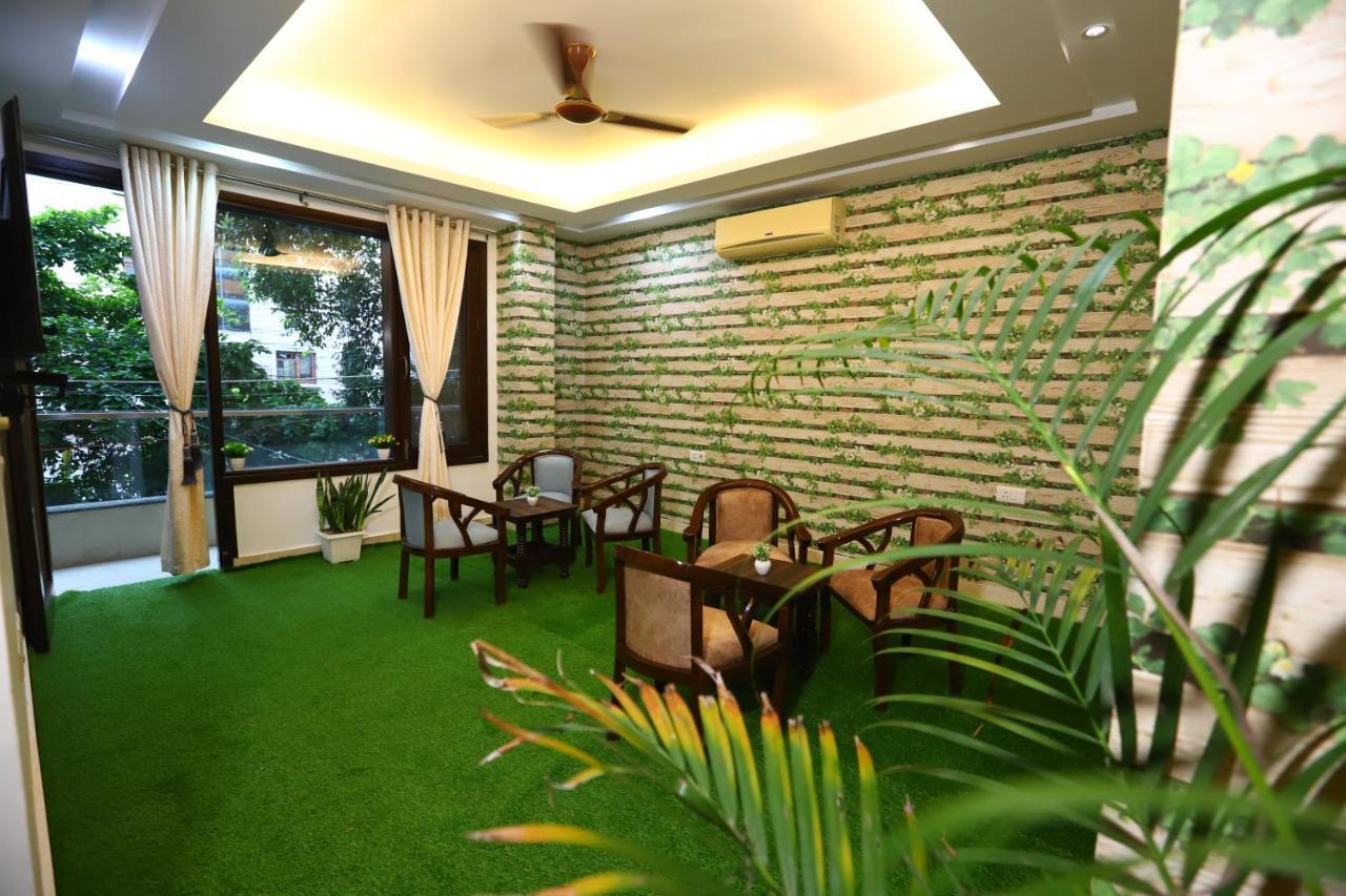 Nature View Park Metro Couple Friendly Hotel