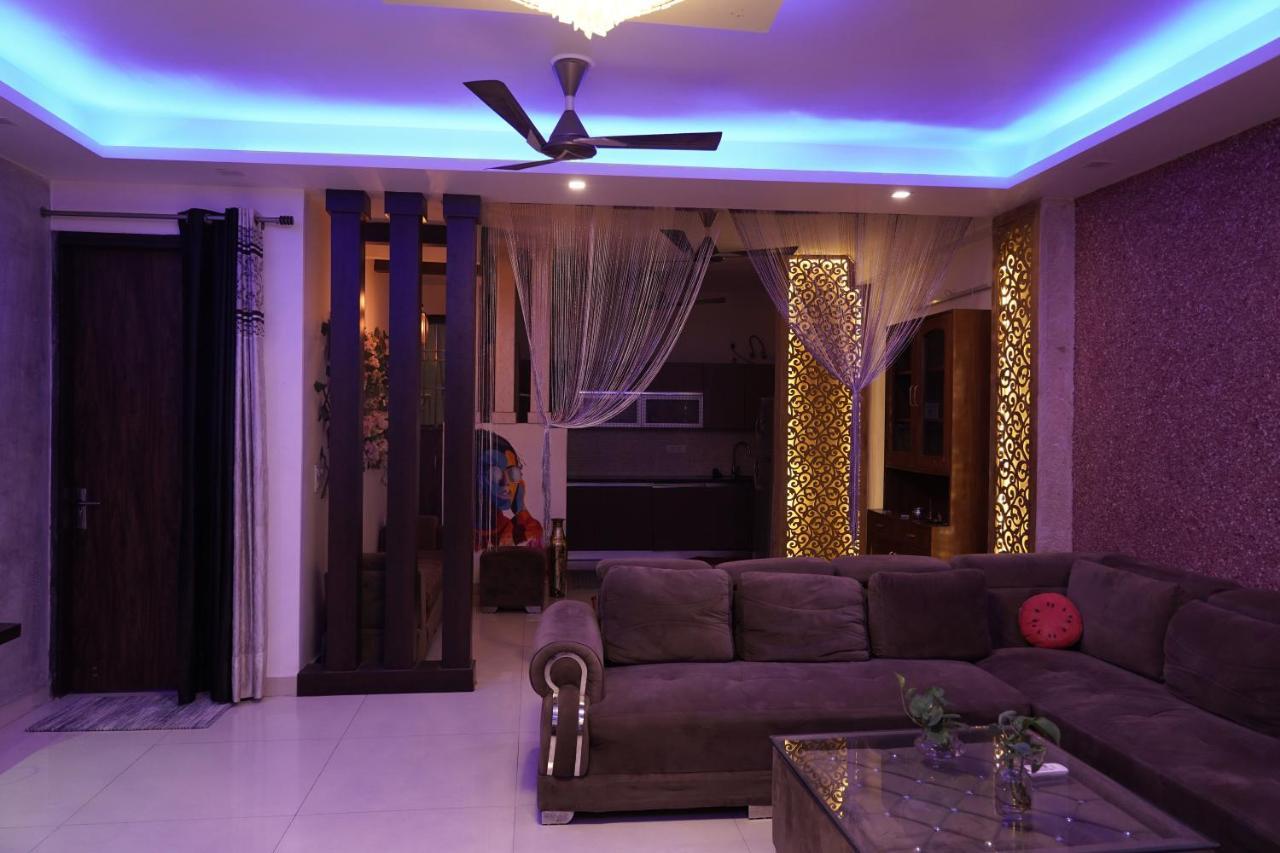Guest house Own New Delhi