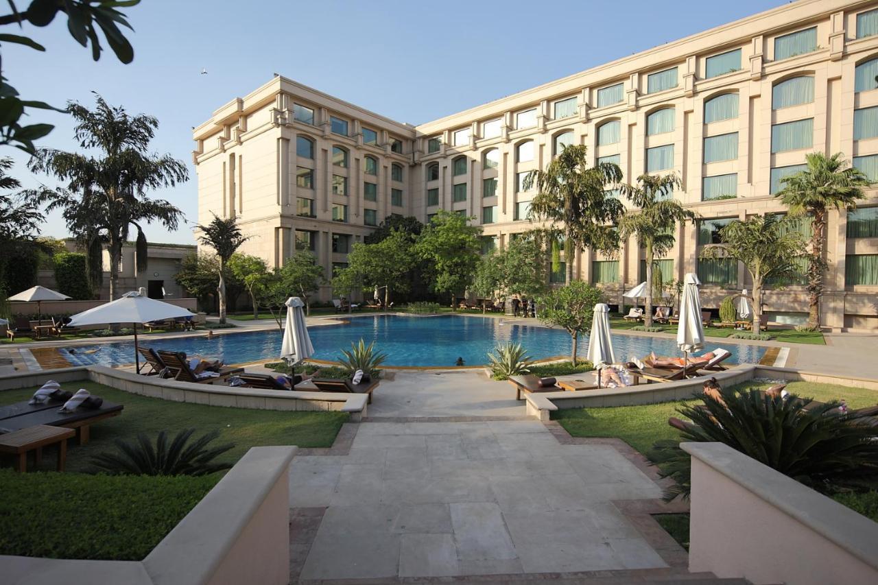 Hotel The Grand