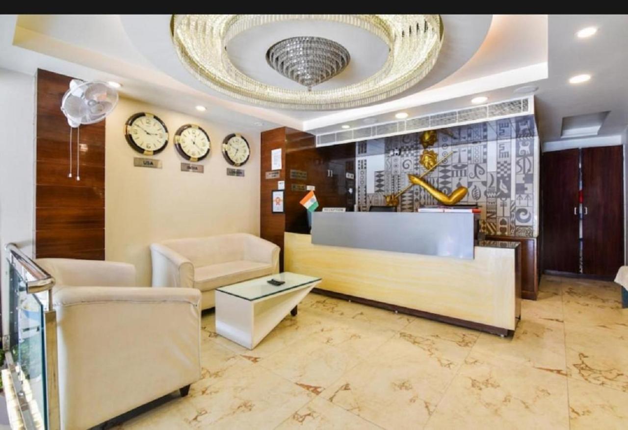 Gaurganga - 200 Meters From Railway Station 'the Newly Ambience Built' Hotel New Delhi