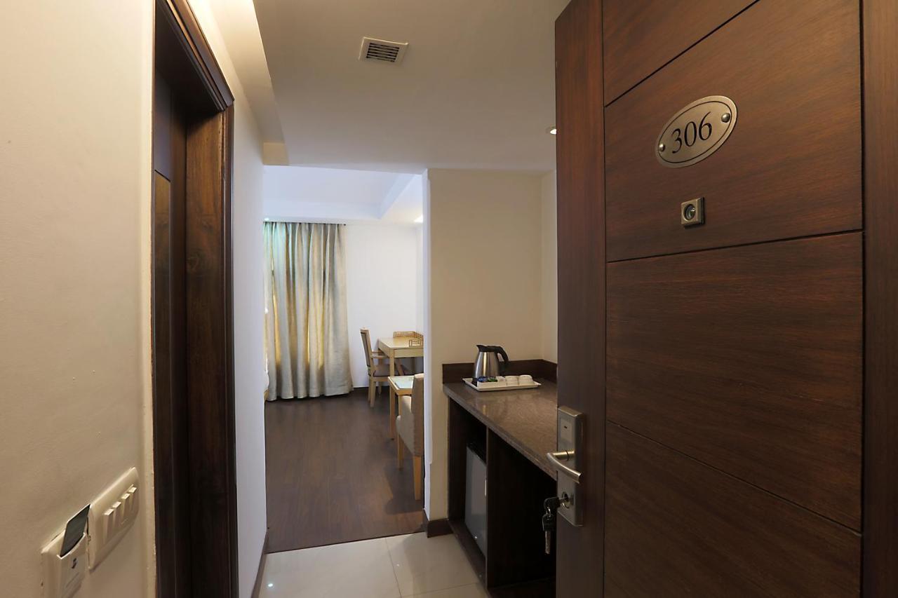 Arch Plaza - Near Yashobhoomi Convention Centre Dwarka 4*