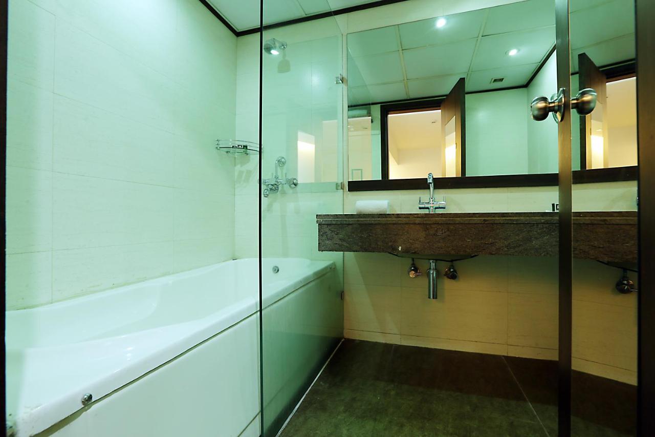 Arch Plaza - Near Yashobhoomi Convention Centre Dwarka 4*