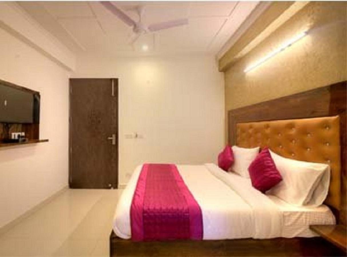 Ark Of Avalon - Mahipalpur Delhi Airport 3* Nova Deli