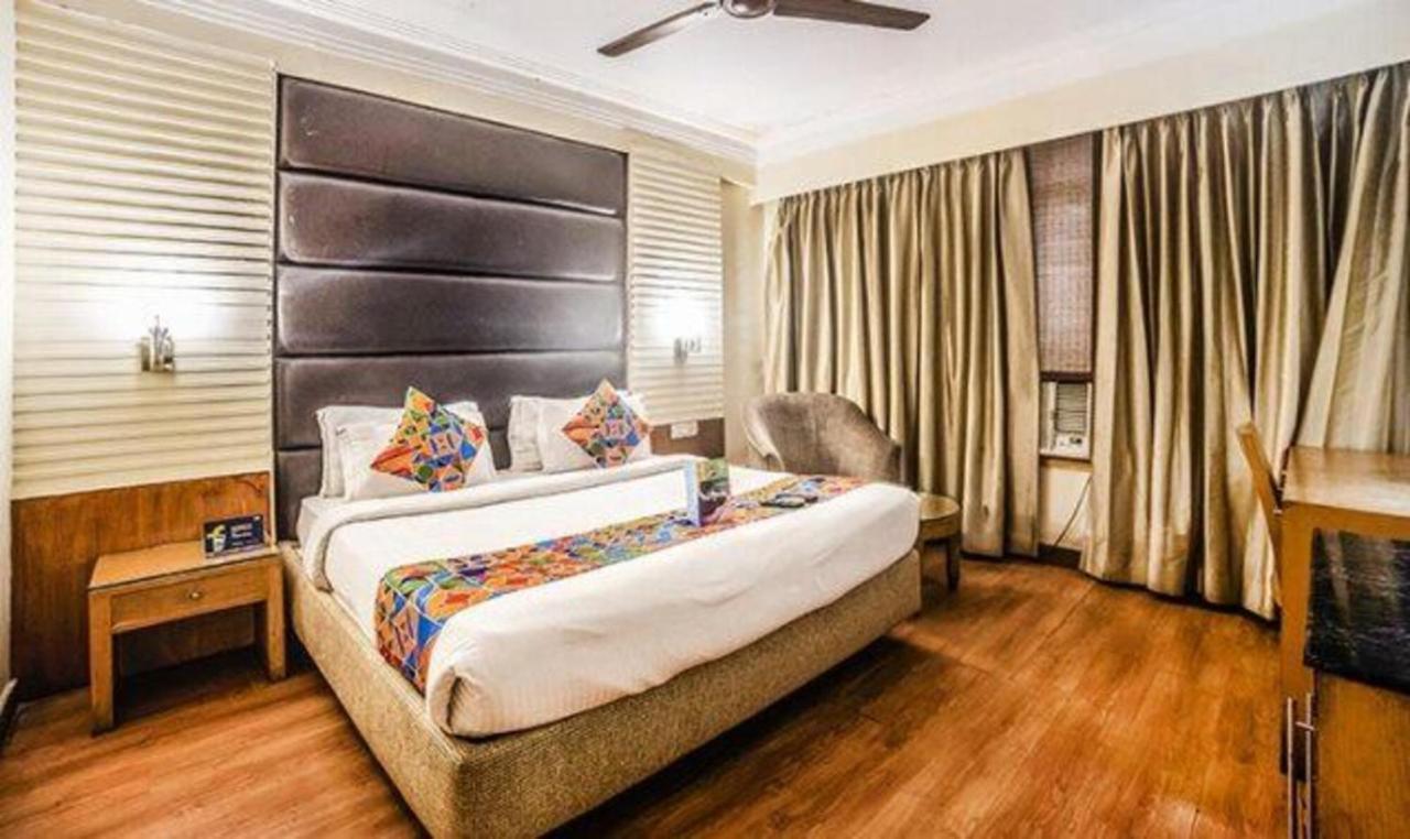 Fabhotel Bmk Grand Hotel