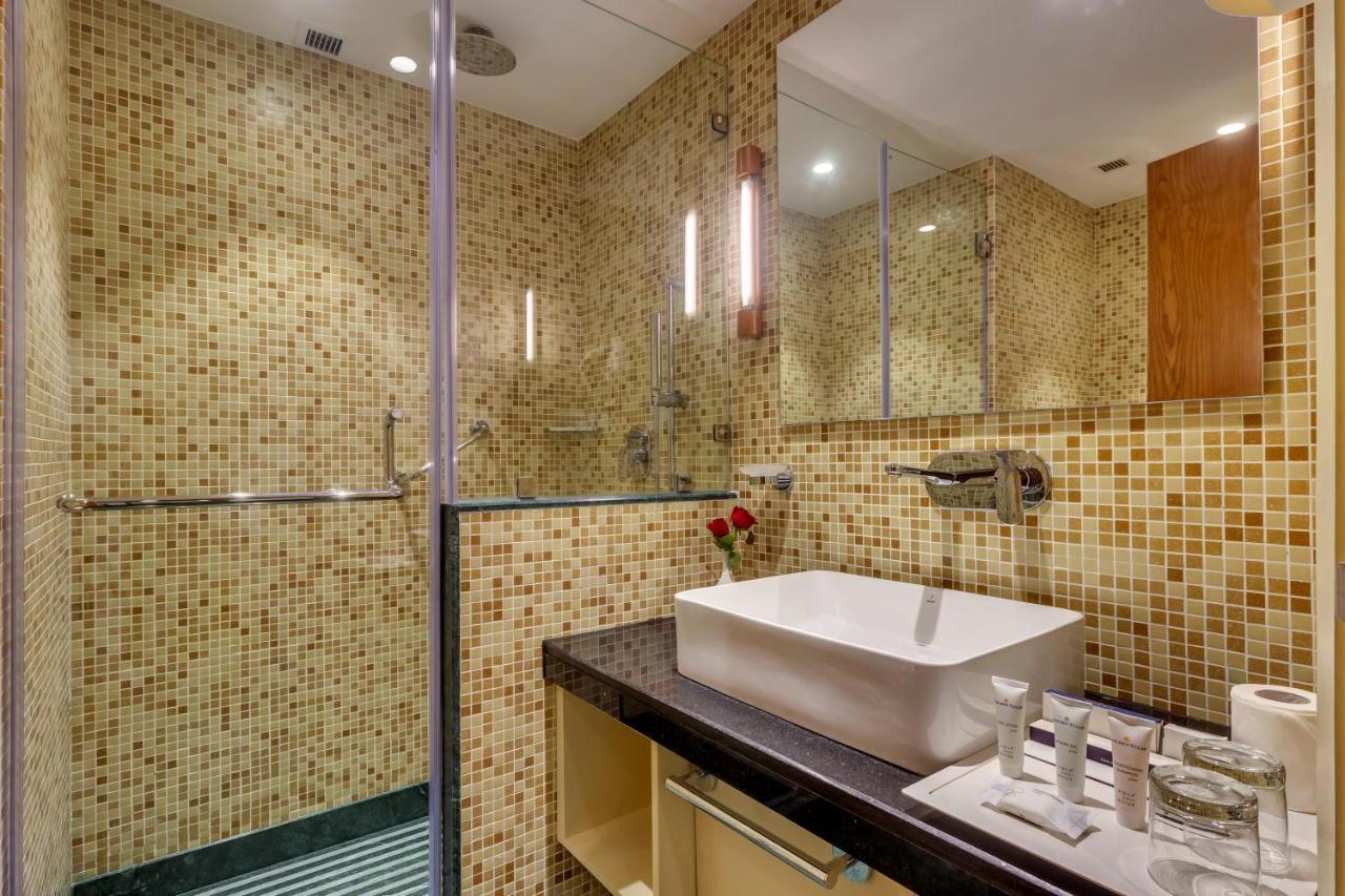 Hotel Golden Tulip - Hari Nagar New Delhi