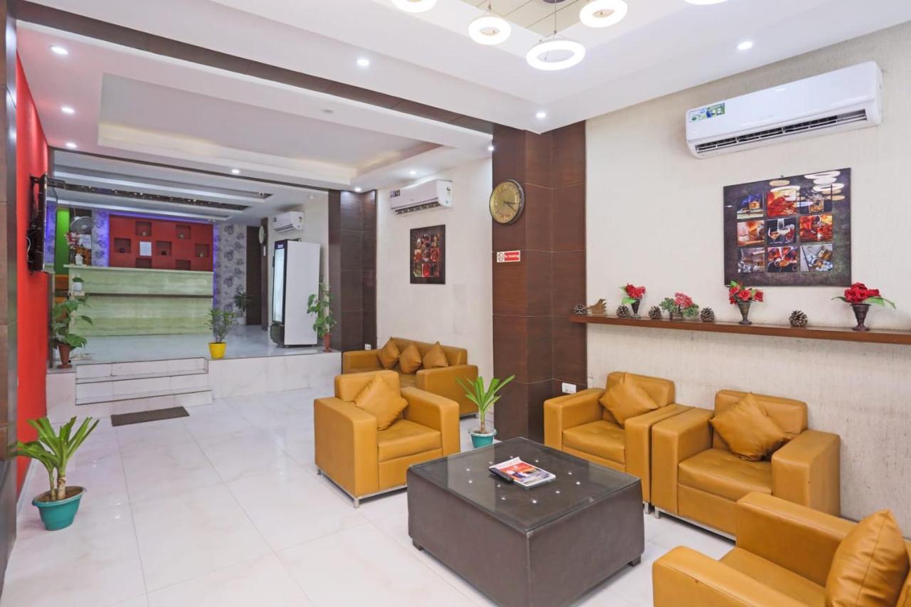 Hotel Grand Suites Delhi Airport 4*