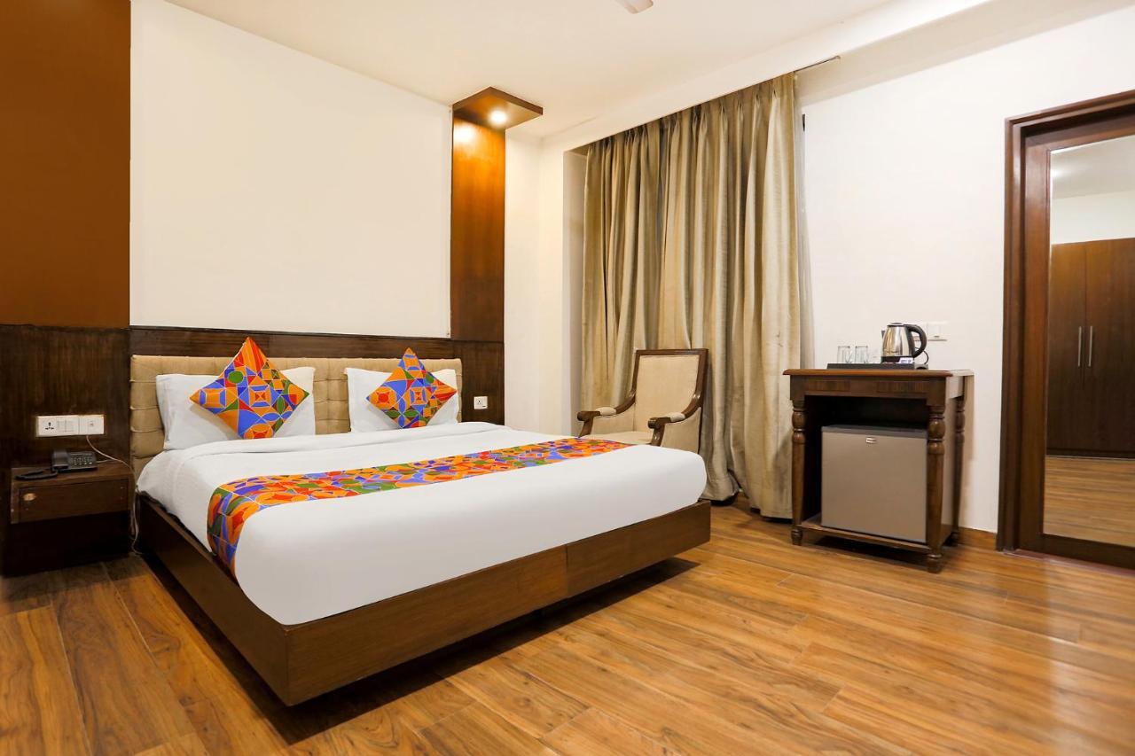 Fabhotel Heaven In