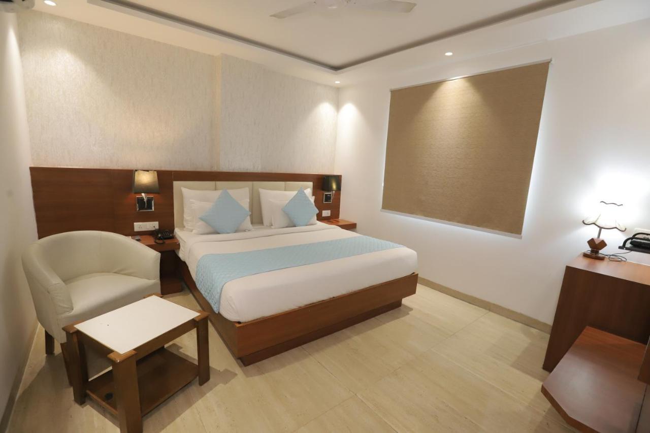 Hotel Nh Skye Suites
