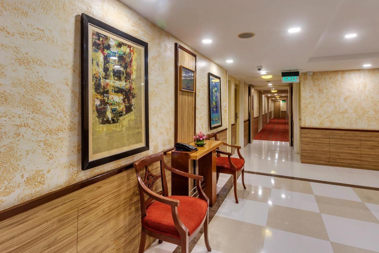 Golden Tulip - Hari Nagar