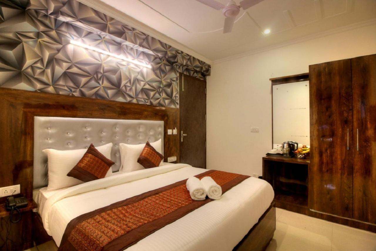 Ark Of Avalon - Mahipalpur Delhi Airport Hotel