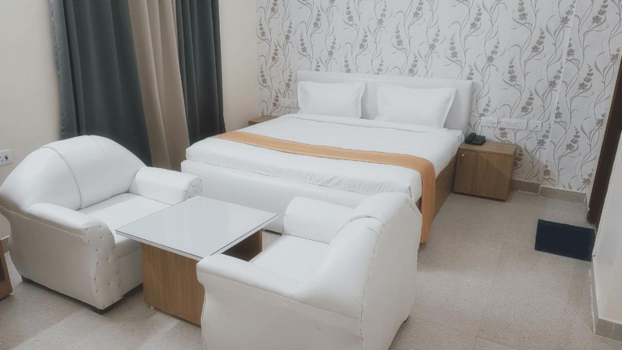 Hotel The Divine Residency Delhi (National Capital Territory of India)