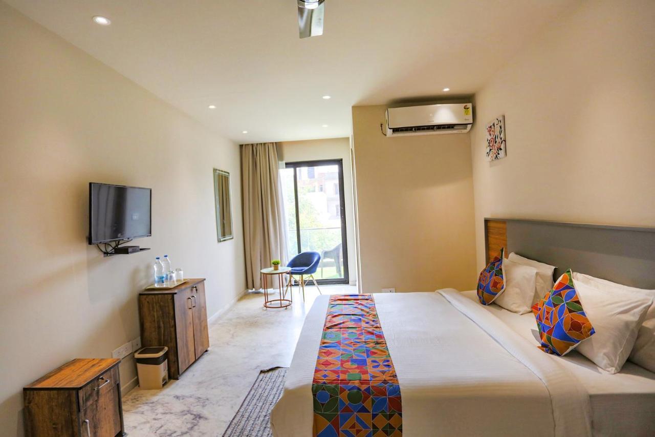 Fabhotel Clarks