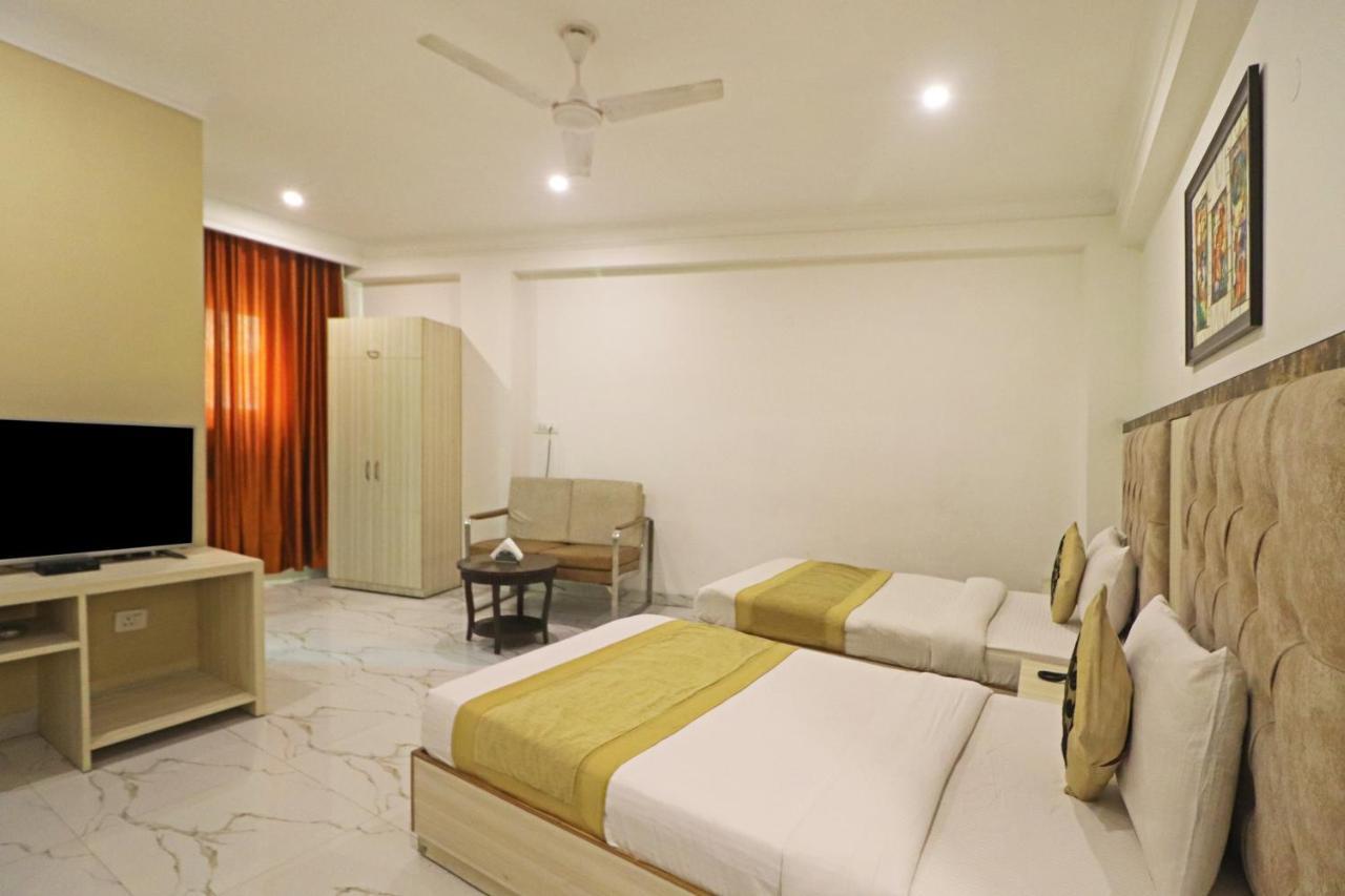 Almora Near Delhi Airport Hotel
