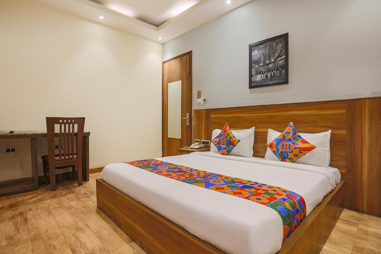 Hotel Fabhotel Royal Touch Patel Nagar Nova Deli