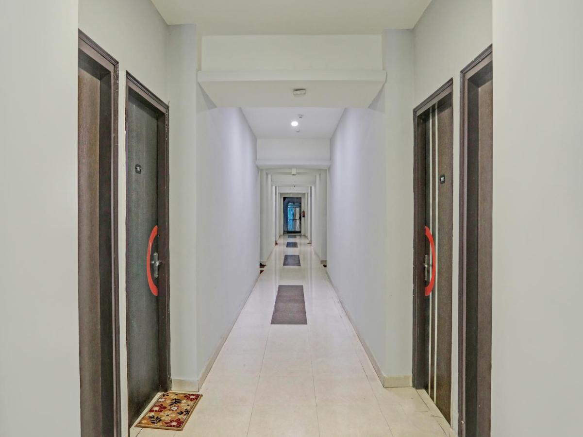 Red Coral By F9 3* New Delhi