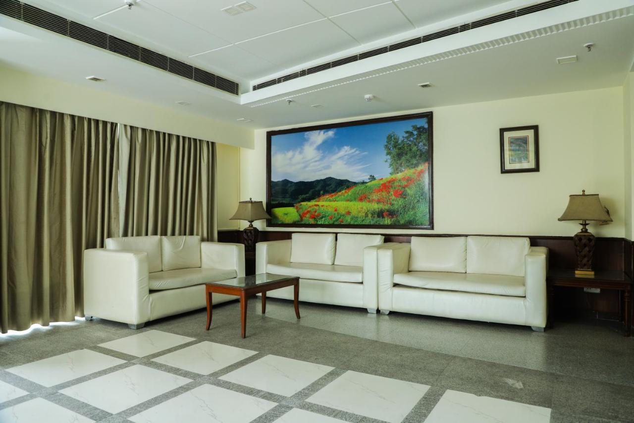 Scoovey The Bmk & Banquets Local Id Accepted 4* New Delhi