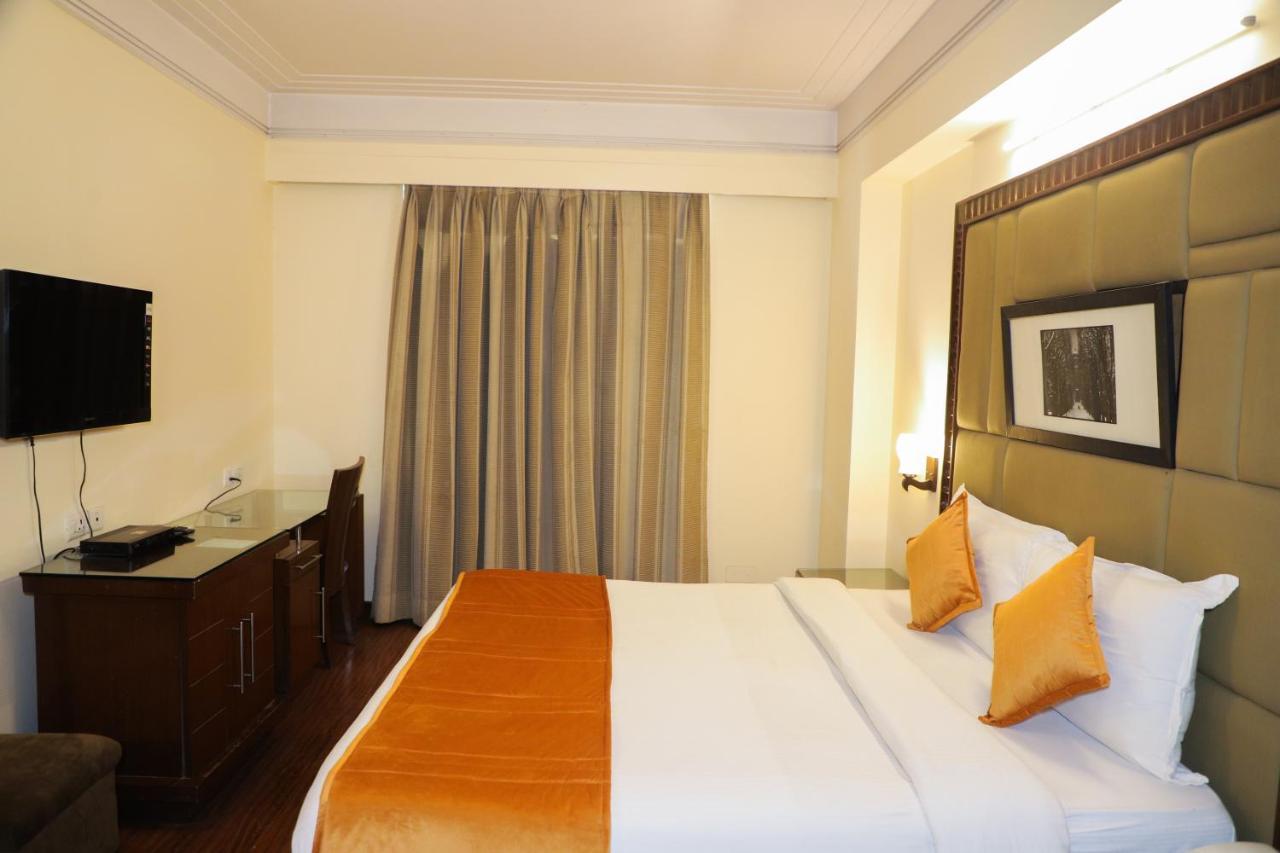Scoovey The Bmk & Banquets Local Id Accepted Hotel 4*