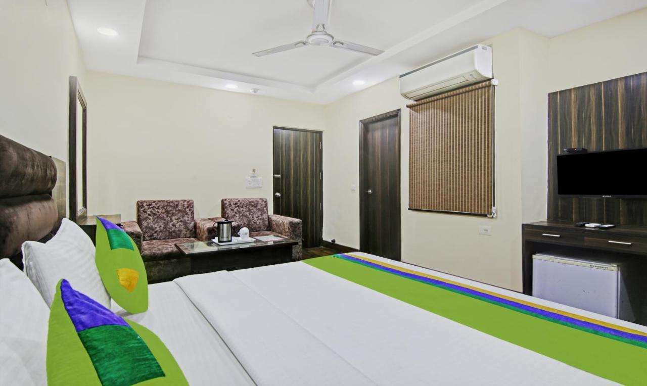 Singh Continetal Hotel