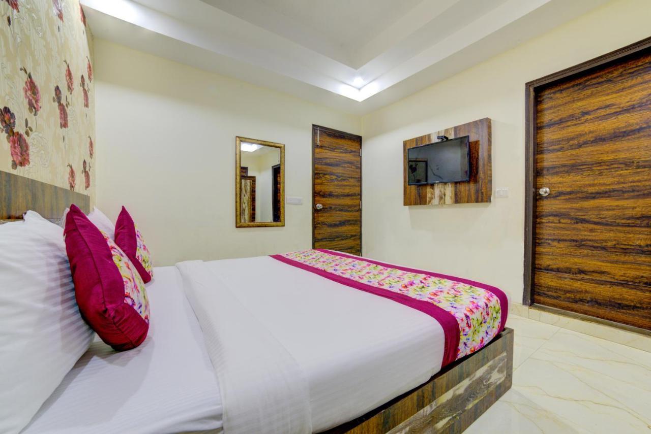 Grand Suites Delhi Airport