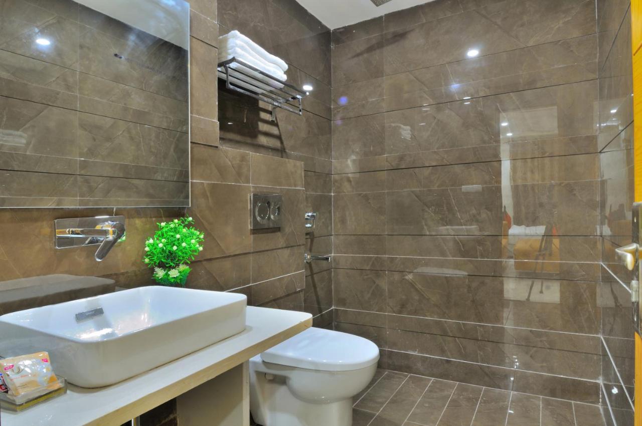 Worth Newly Bulit - 4* New Delhi
