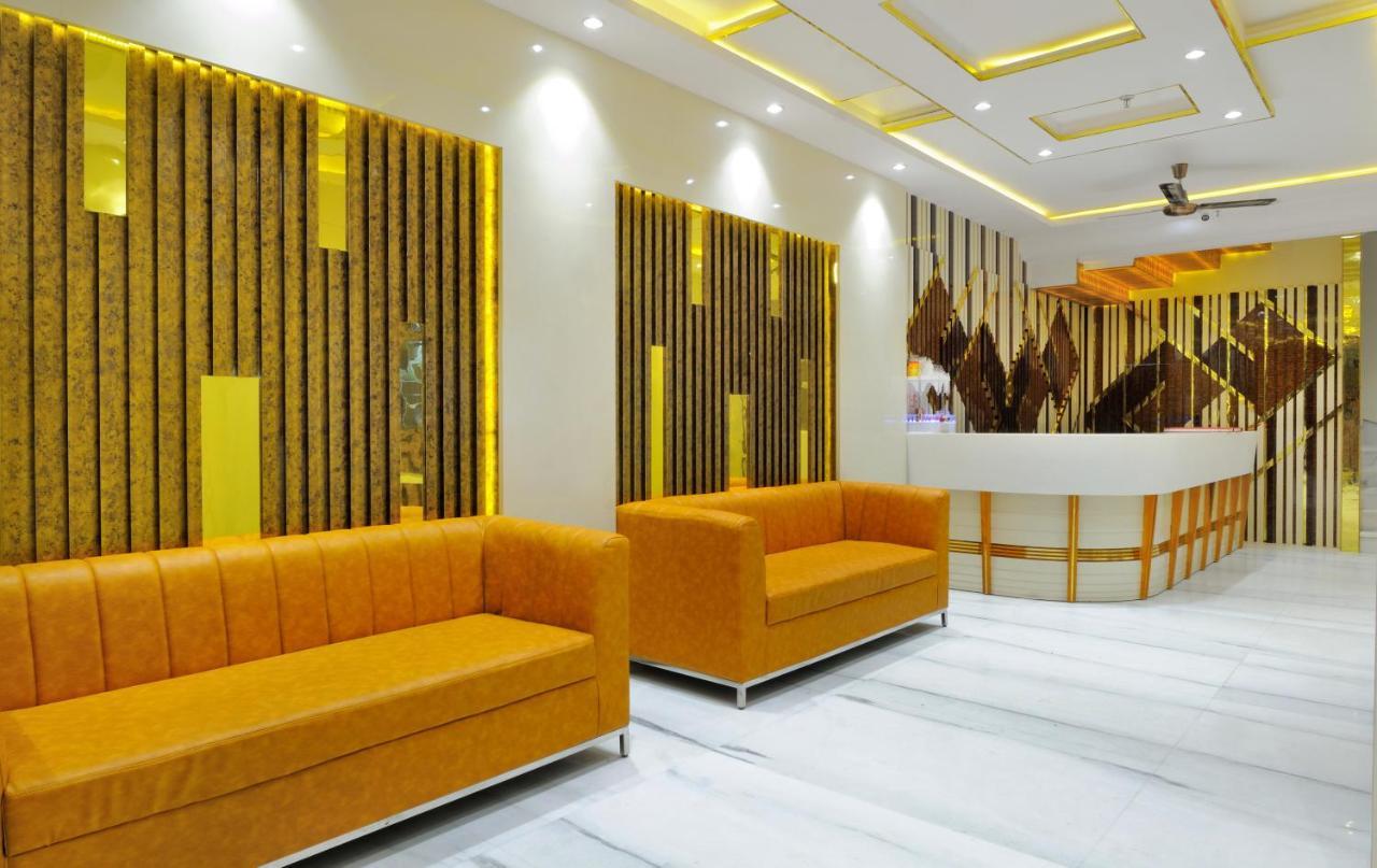 Worth Newly Bulit - Hotel New Delhi