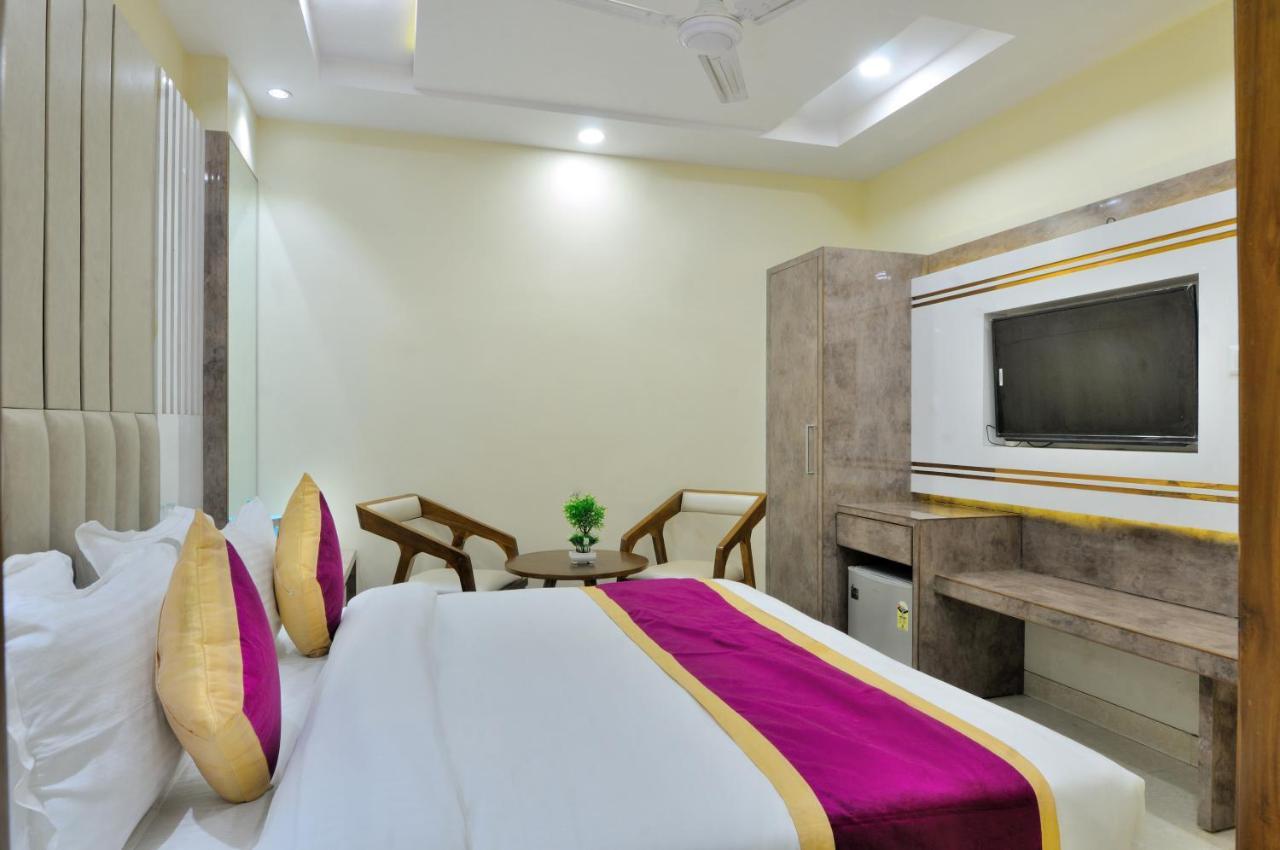 Worth Newly Bulit - 4* New Delhi
