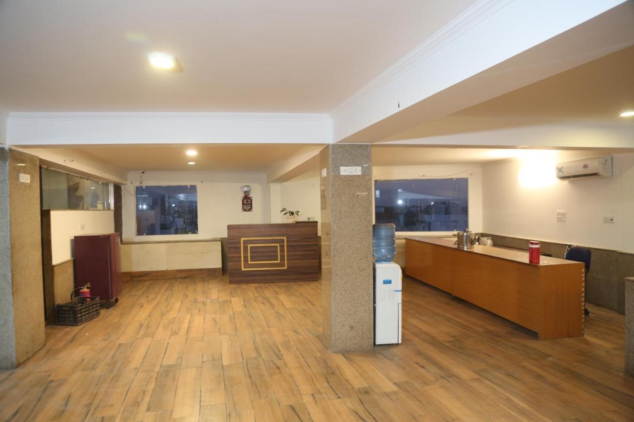 Aman Luxury 3* New Delhi