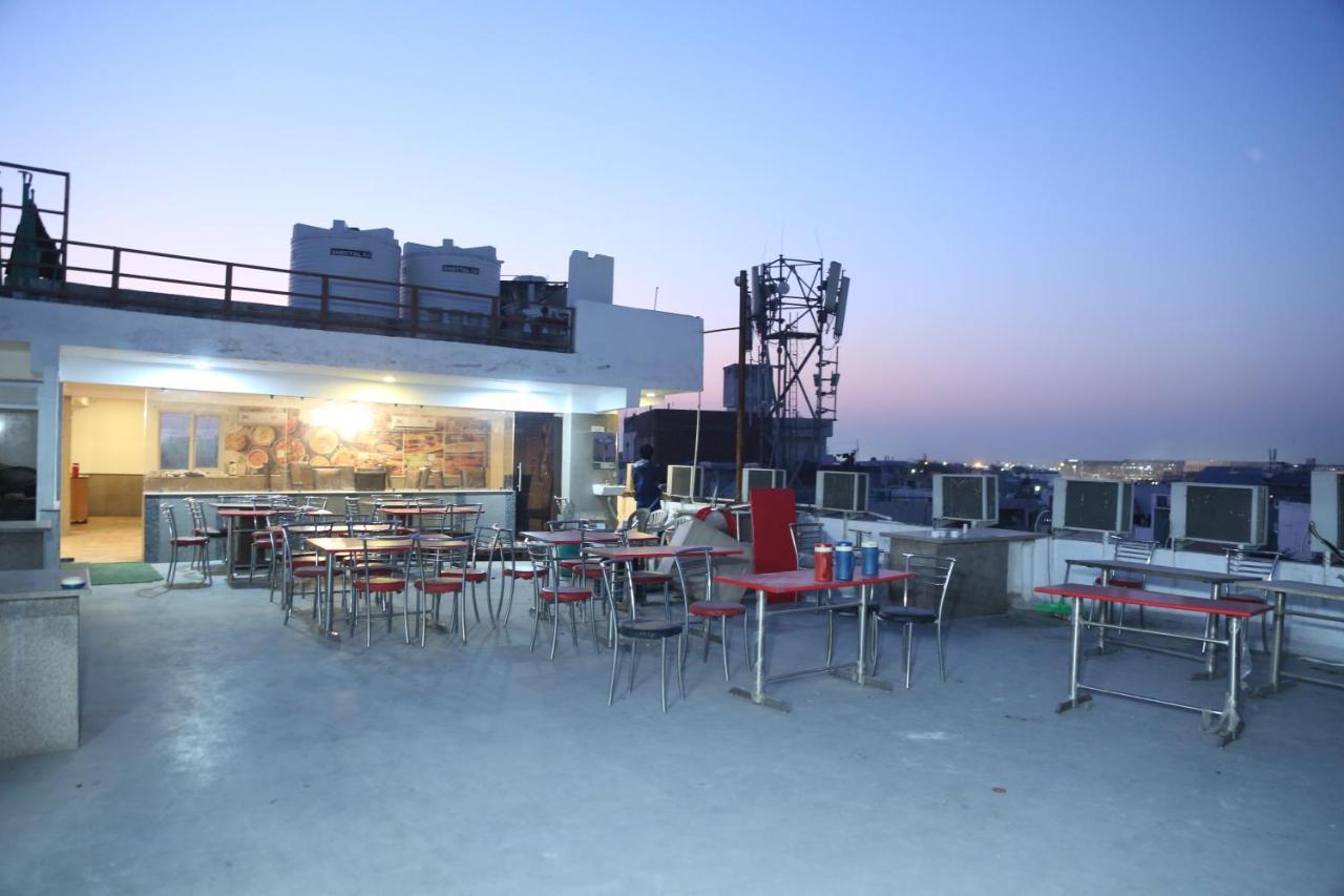 Hotel Aman Luxury 3*