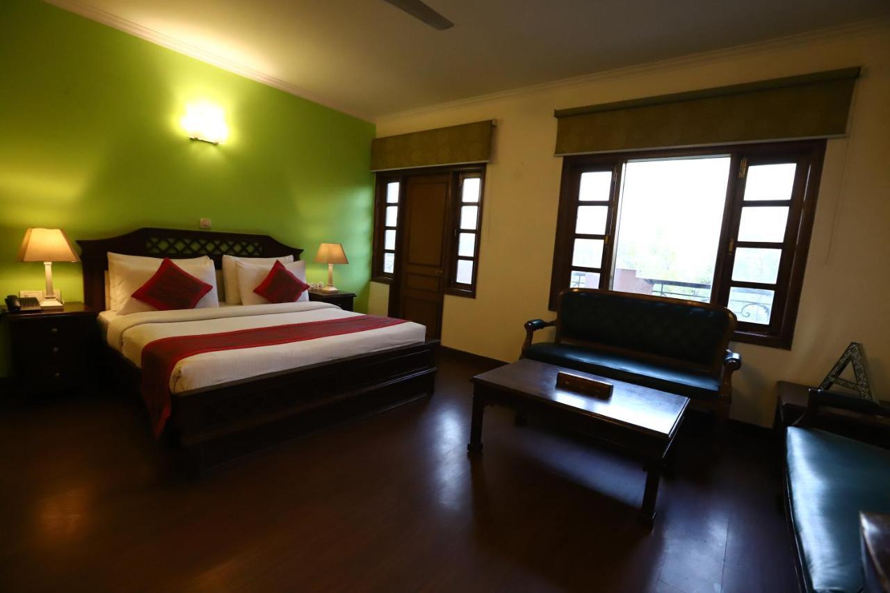 Ambica Palace Aiims - Couple Friendly Local Id Accepted Hotel New Delhi