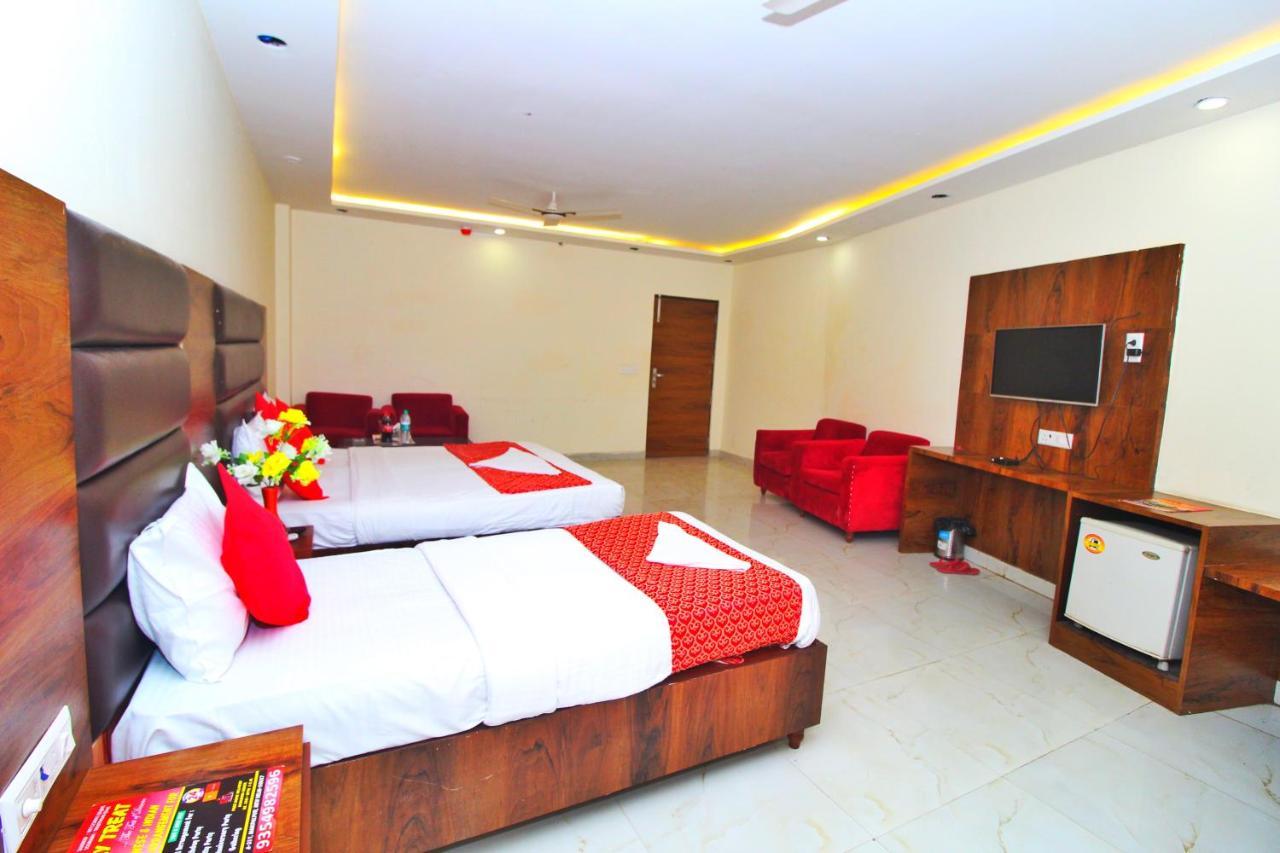 Hanuwant Hotel 3*