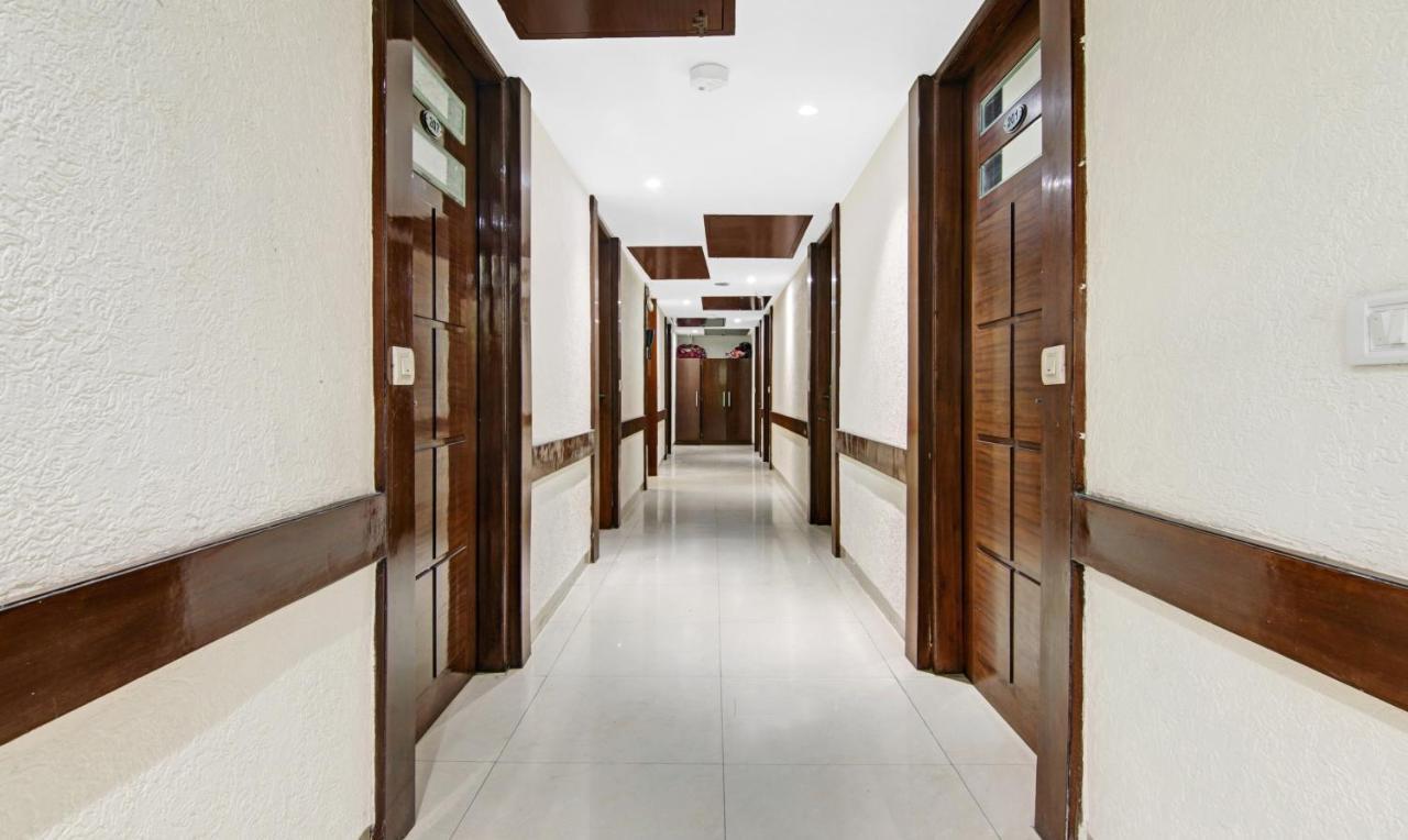 Fortuner, Karol Bagh, New