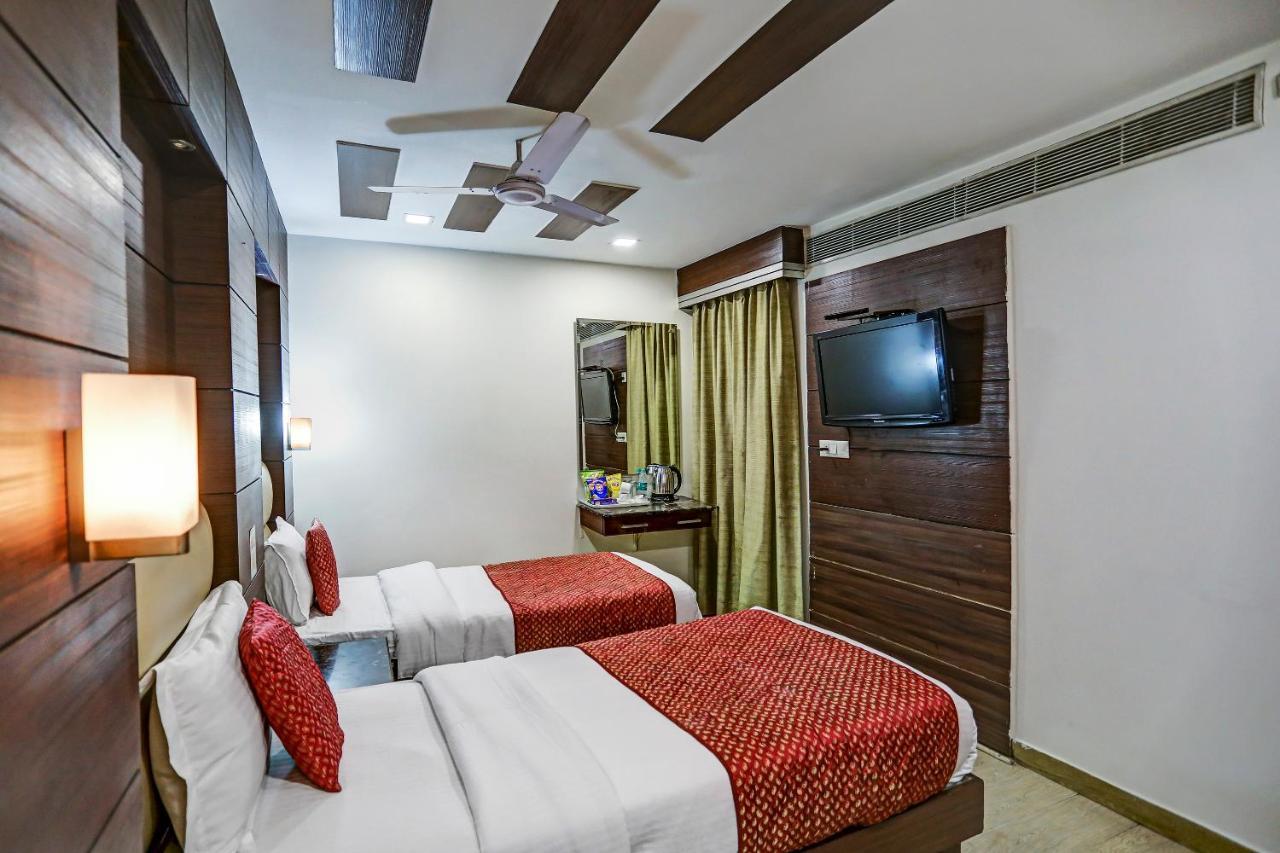 Staybook - South Delhi 4*