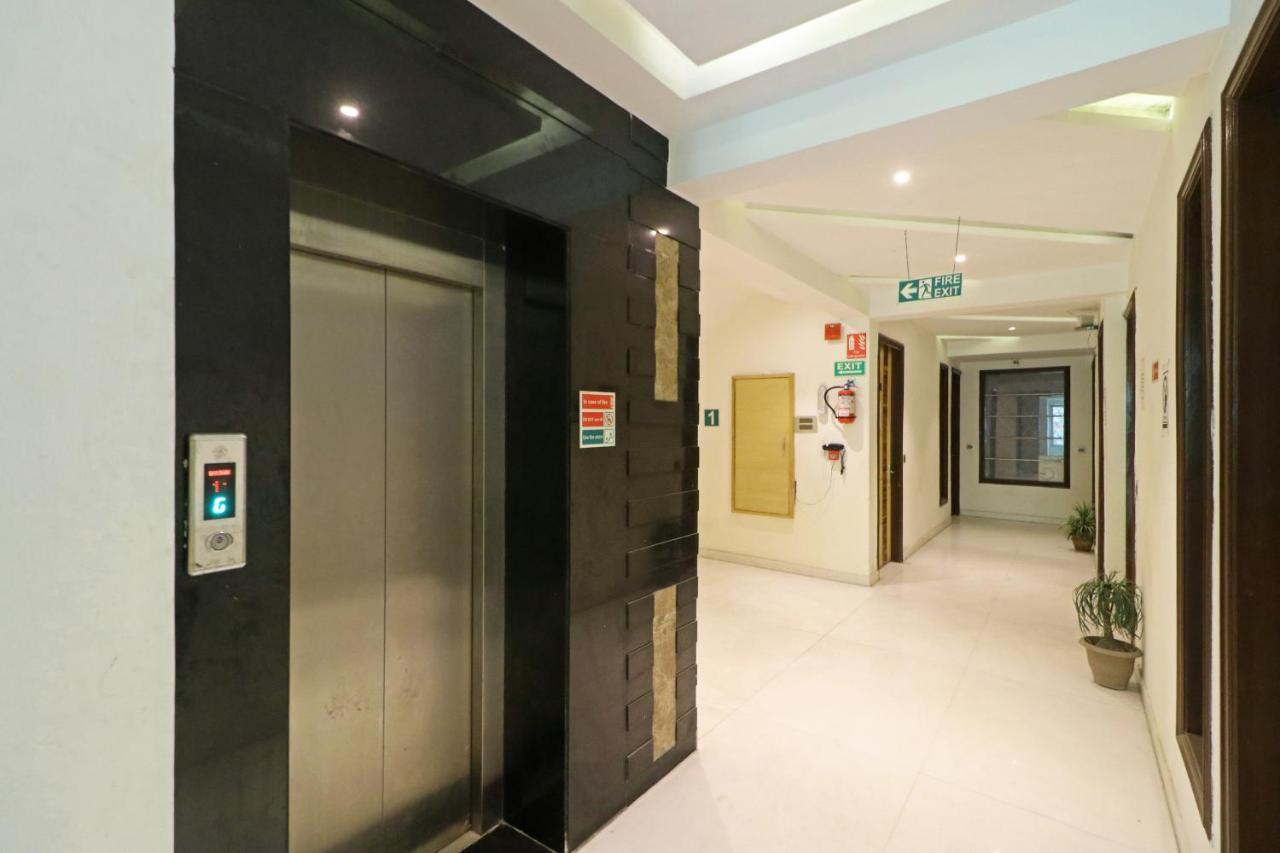 The Mohit - Railway Station - Paharganj Hotel