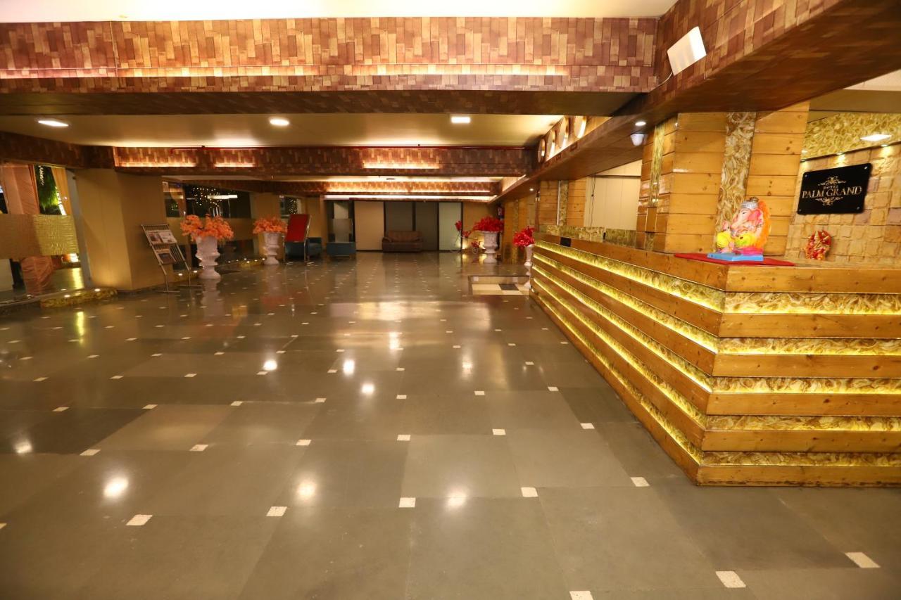 Hotel Palm Grand Naraina - Couple Friendly Local Ids Accepted