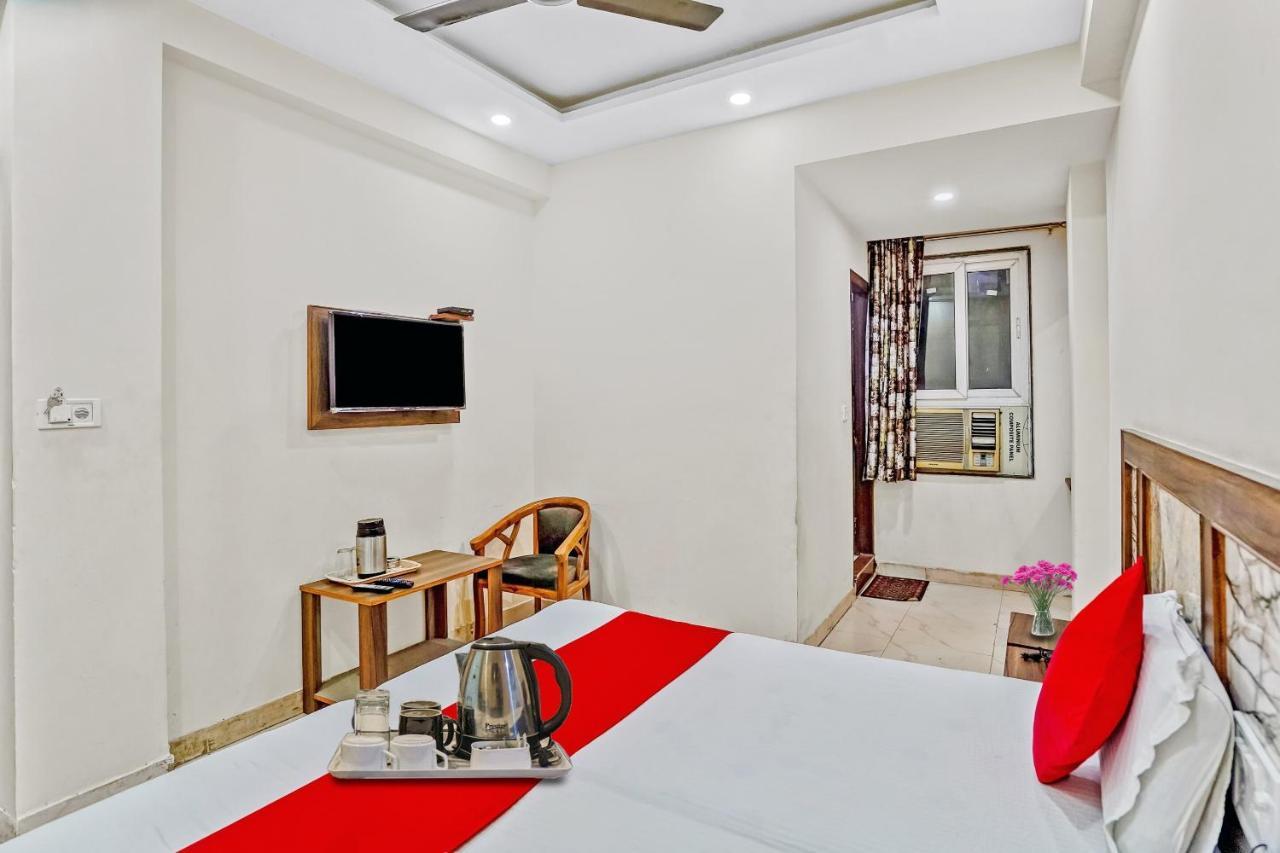 Hotel Oyo 88326 Cloud 9