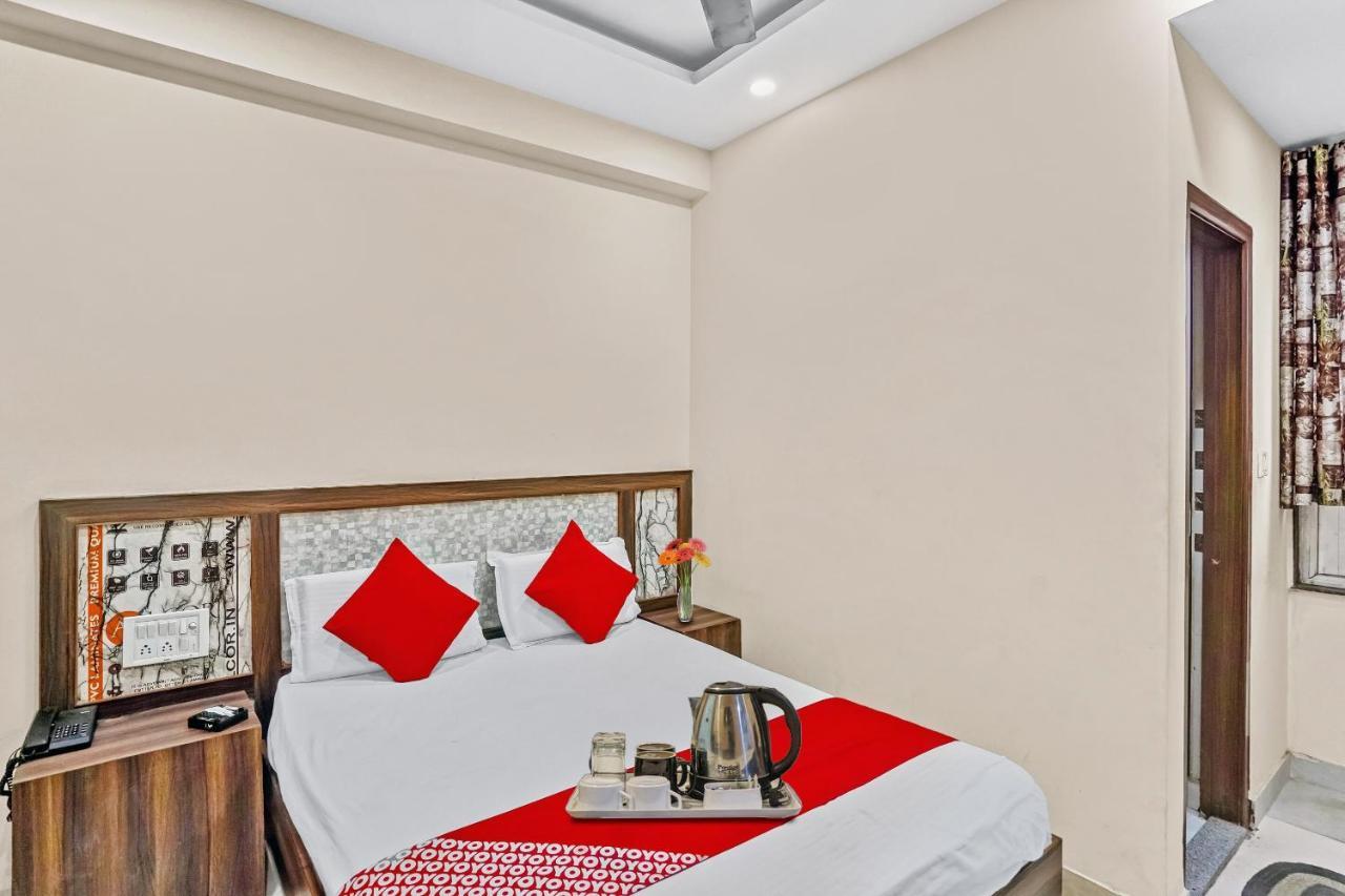 Oyo 88326 Cloud 9 Hotel 3*