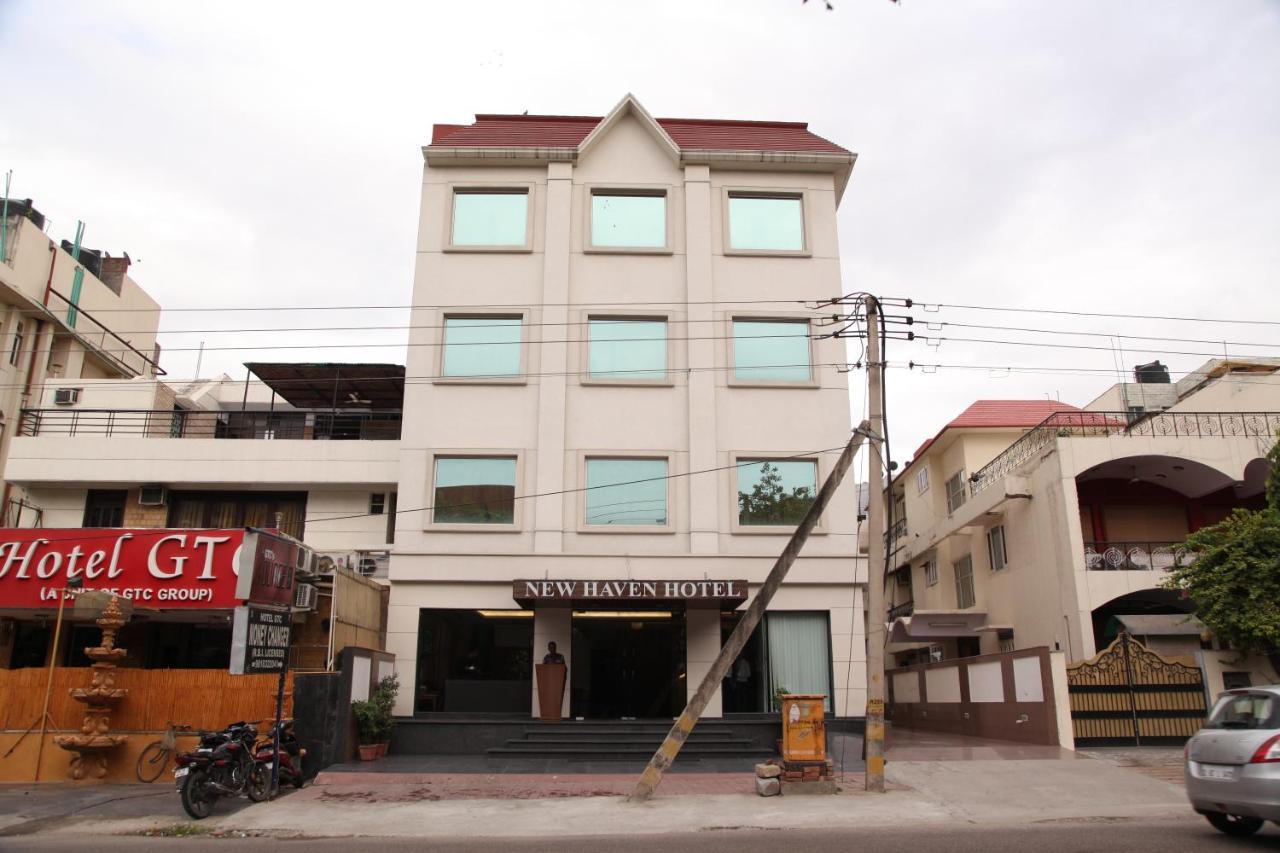 Hotel New Haven Greater Kailash Delhi Local Ids Accepted 4*