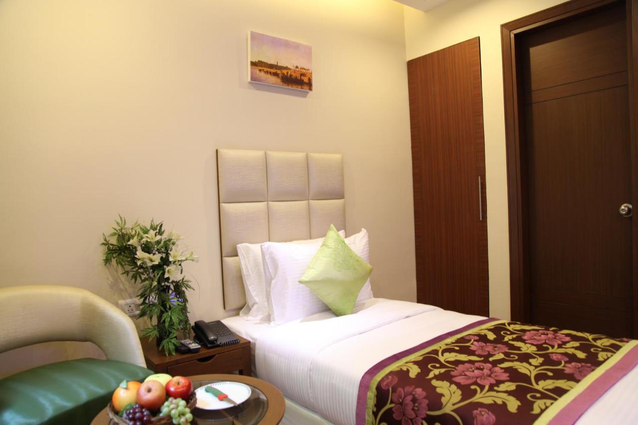 Hotel New Haven Greater Kailash Delhi Local Ids Accepted 4*