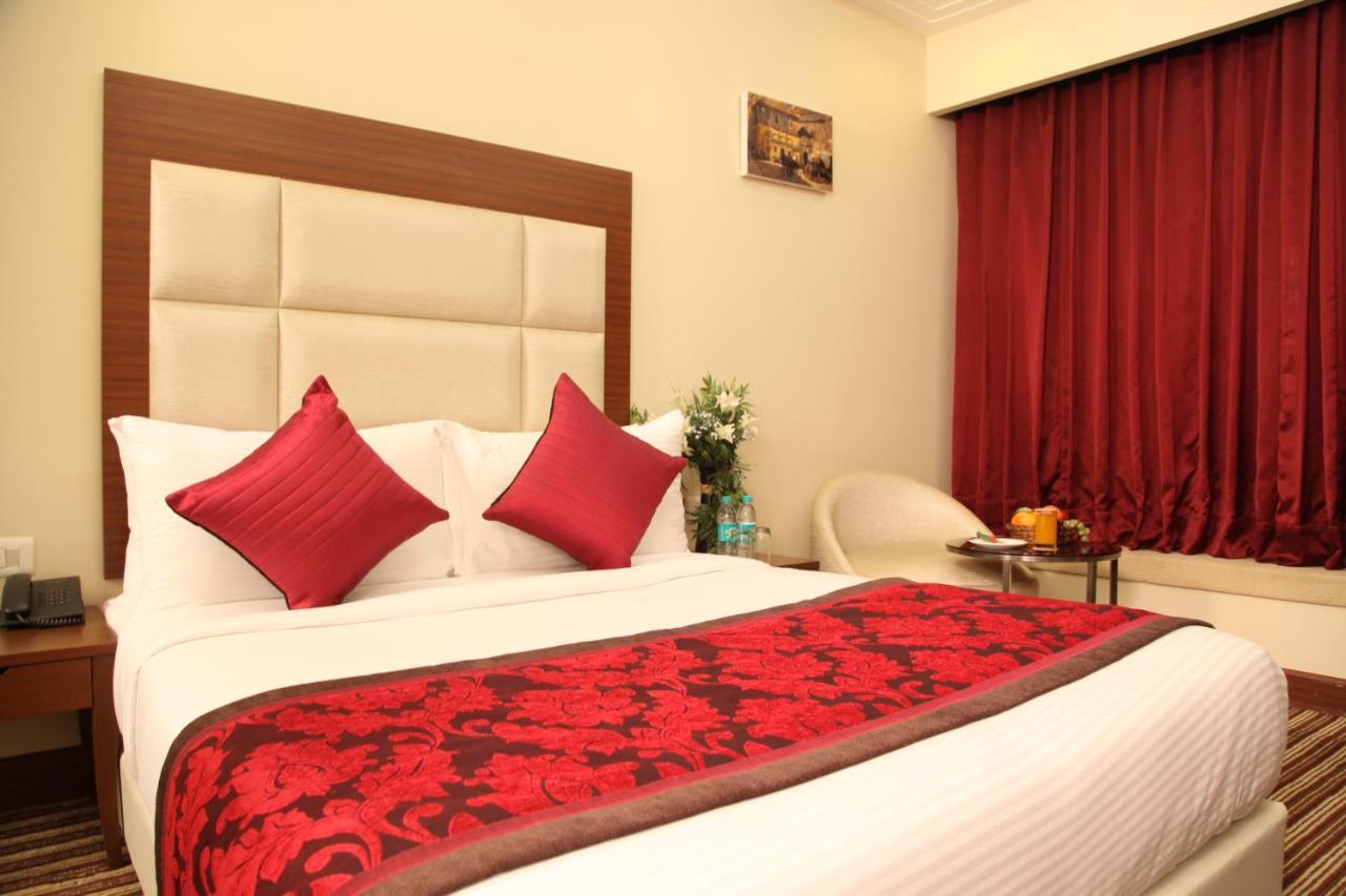 New Haven Greater Kailash Delhi Local Ids Accepted Hotel 4*