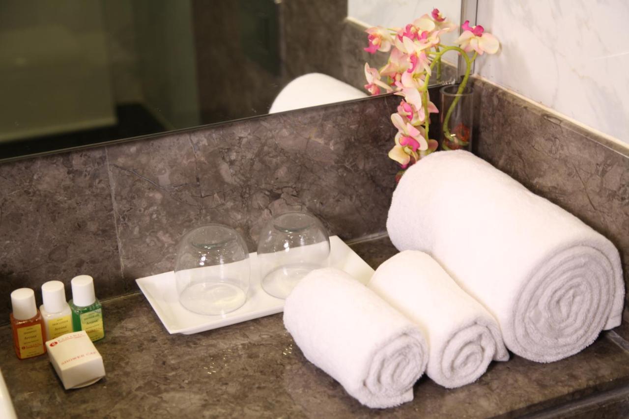 New Haven Greater Kailash Delhi Local Ids Accepted Hotel New Delhi